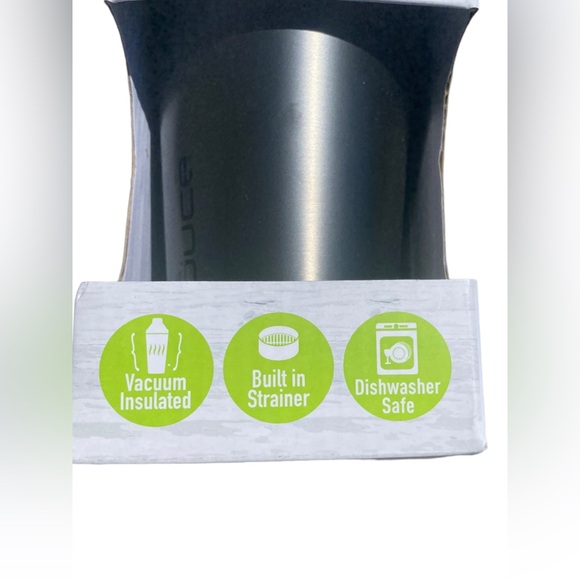 Insulated Cocktail Shaker, 20 oz Stainless Steel with Built In Strainer - Picture 8 of 9